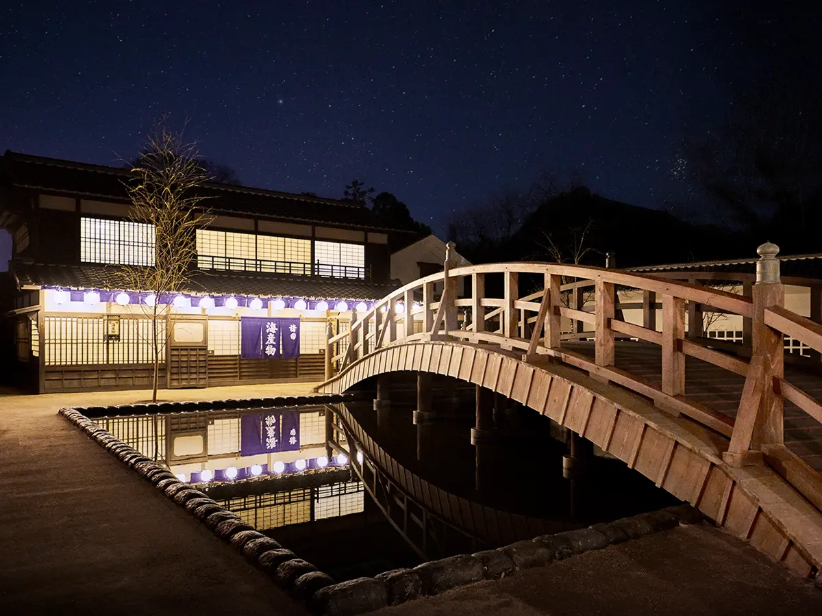 夜の江戸の町の写真
